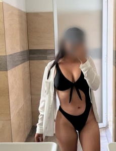 Latina 1 vez en tu ciudad solo salidas