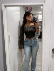 Yas.. Exótica jovencita 22 años