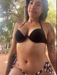 Abby 20 años colombiana