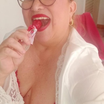 Para señores serio y responsable estoy en torrería señora madurita y muy cariñosa seré lo que tú busca me contó todo pero necesario para ti lo que tú, Torrevieja