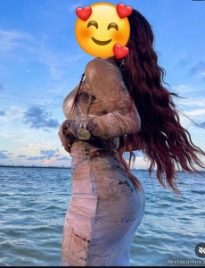 A colombiana te está esperando