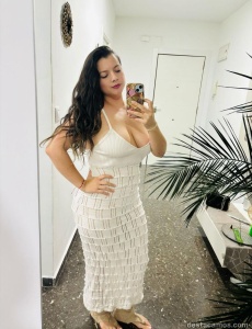 Angie, recién llegada a la ciudad dispuesta a disfrutar