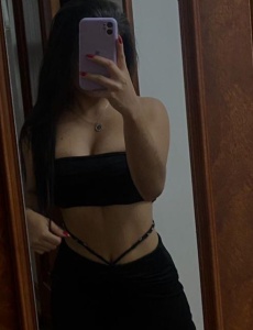 Colombiana teen muy cachonda y cañera