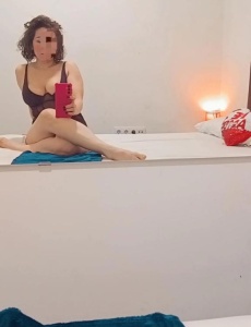 Clara... Soy envuelto en seda