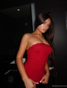 Latina masajista universitaria muy guapa , fotos absolutamente también para compañía, cenas, noches. . . .