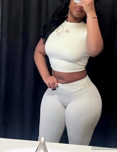 Lidia masajista  , mi  es excelente,
