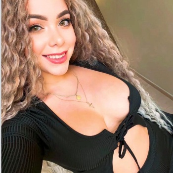 Hola a todos, soy emily una chica brasileña, Benidorm