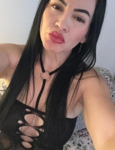 Hermosa colombiana en alicante , sofia