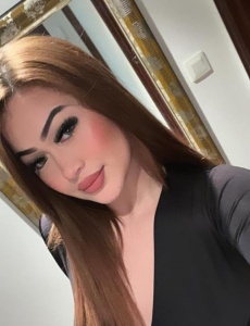 Rubi jovencita por la vega baja