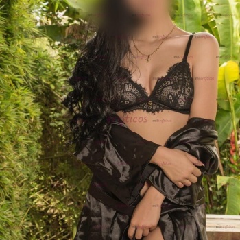 Renata brasilena sangre latino super tetas., Benidorm