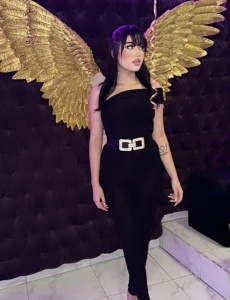 JOVECNITA ENCANTADORA COMPLETA NOVEDAD EN TORREVIEJA Soy una