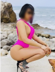 Tu mujer de lujo con ganas de diversion