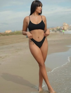 Noah sexy y hermosa latina muy hot y cariÑos