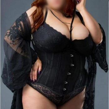 Divertida mujer rusa gordita dispuesta a disfrutar, Benidorm
