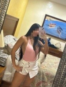 Mónica guapa y
