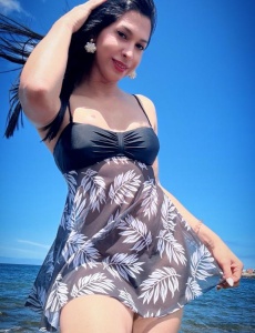 Chica , de paso por esta ciudad