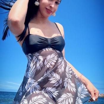 Chica , de paso por esta ciudad, Benidorm