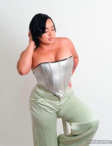 Hola! Mis amores mi nombre es Karina Soy