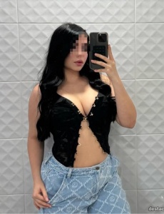Bonita y extrovertida