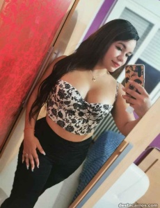 Karol latina lindas curvas.