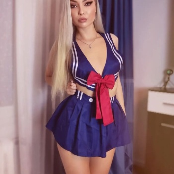 Rubia juguetona, Torrevieja