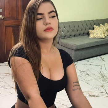Laura hermosa universitaria, con un trato de lujo, latina recien llegada..., Denia