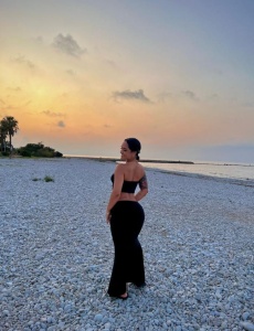 Hola soy PAOLA! una hermosa morena Venezolana, todo