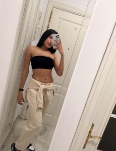 Mila 19 años colombiana