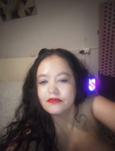 Amiguitas 24 horas , casita discreta en petrer