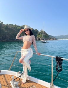 Novedad latina dulce morena venezolana
