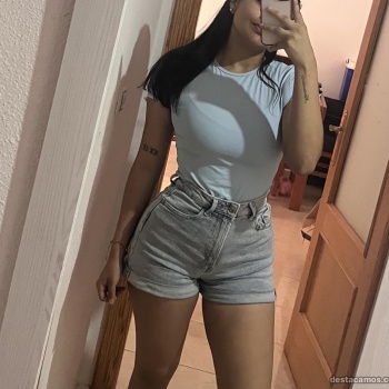 Colombiana joven guapa, Alicante