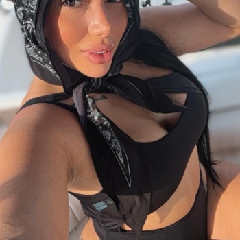 Carolina elegante , chica de colombia muy dulce en balos, Benidorm