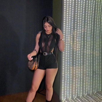 Hola mi amor soy jennifer contáctame para que hagamos algo divertido si?, Alicante