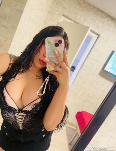 Nicoll hermosa colombiana