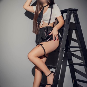 Jovencita delgadita 24h en tu zona, Torrevieja