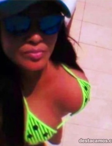 Masajista con bonito cuerpo