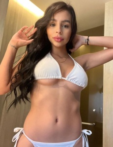 ️ descubre a ana, a tu colombiana hermosa y encantadora