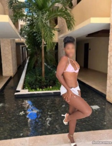 Emma joven,... Y lista para ti
