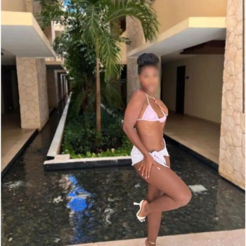 Emma joven,... Y lista para ti, Elche