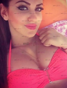 Irina speek inghlis and fracais y em very horny y whant fuck me