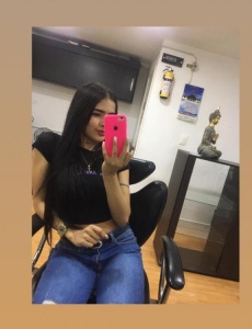 Fer colombiana universitaria de vacaciones en alicante ️‍