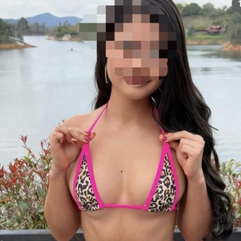 Novedad modelo colombiana por primera ves en torre vieja, Alicante