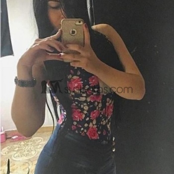 Sofía, soy una jovencita muy sexy y me defino como una chica muy completa y morbosa, Alicante
