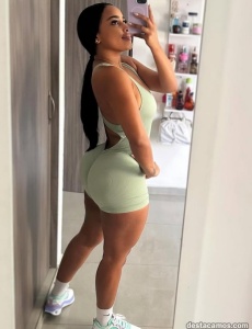 Y cariñosa