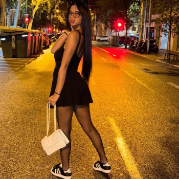 Hola, soy daniela, una chica hermosa, cariñosa y, Alicante
