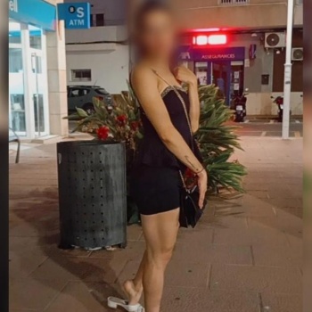 Colombiana delgada cariÑosa, Elda