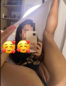 Por primera vez carolina en villena colombiana maja y joven