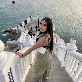 Hola amor soy daniela estoy de paso por benidorm, Benidorm