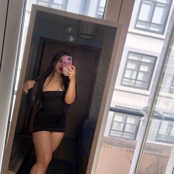 Camila jovencita, Alicante