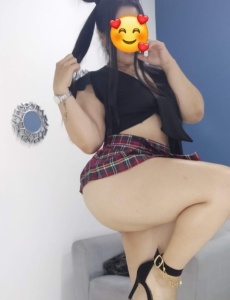 Dulce y complaciente nueva por torre de la horadad
